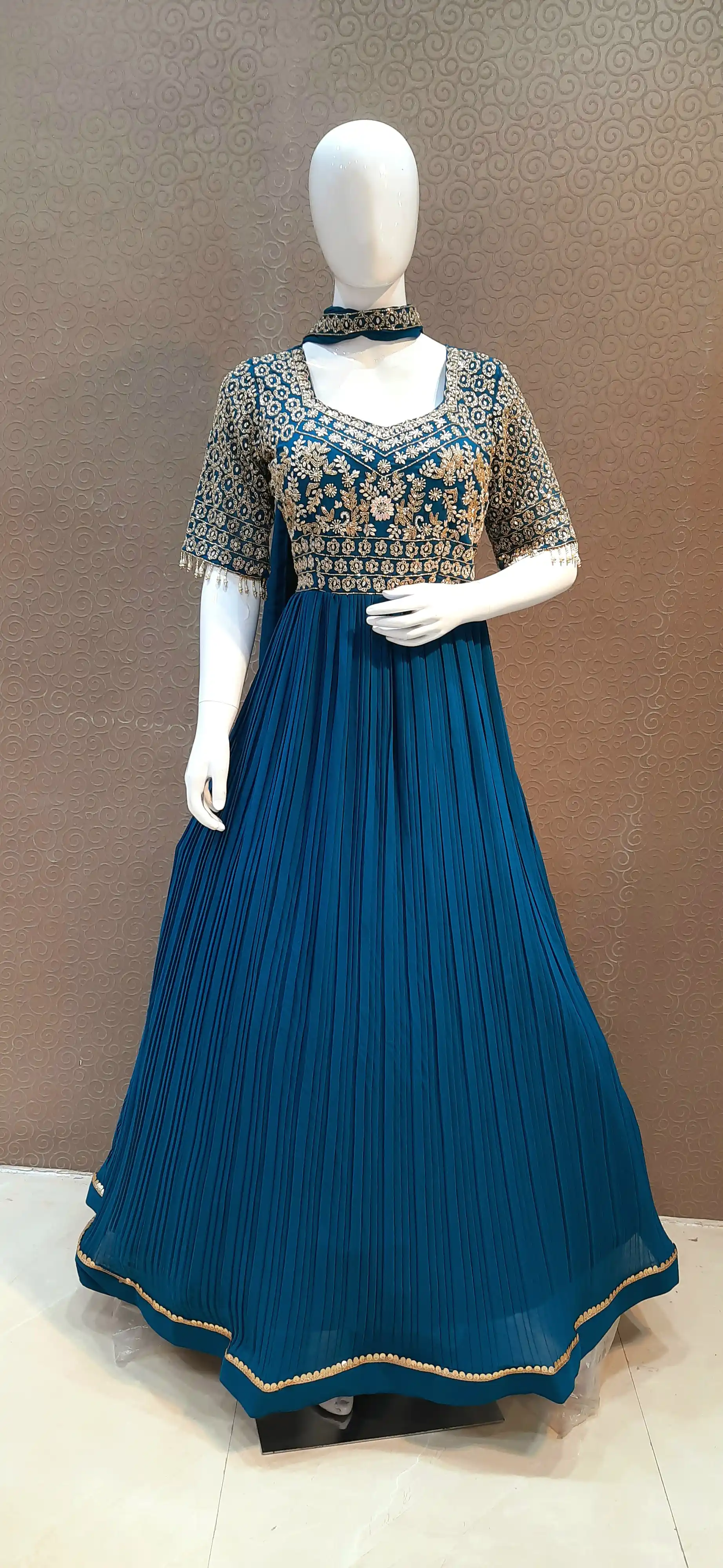 Ladies Gown Manufacturers in Delhi